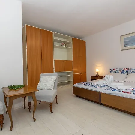 Nona Elza * Trogir